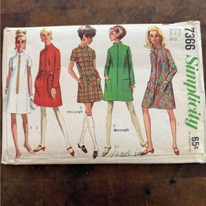 1967 Simplicity Dress Pattern Collection - vintage size 10 Bust 31